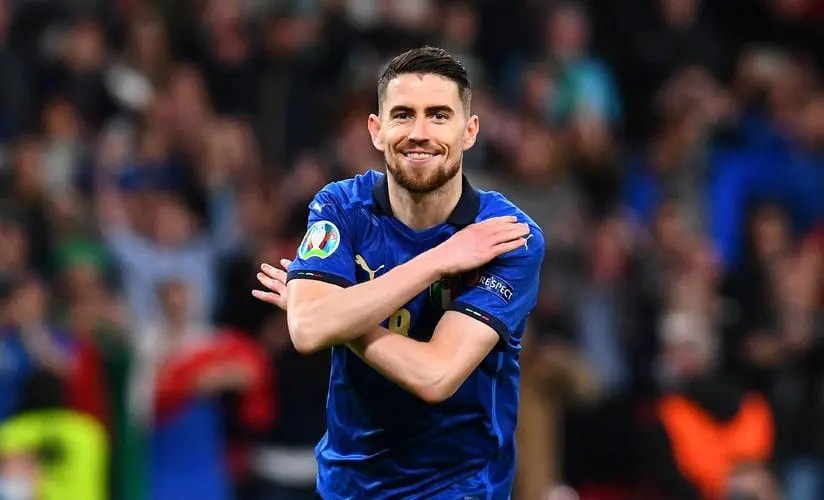 雷竞技包含CBA季后赛赛程吃紧，国际米兰国际比赛日造点机会，质疑声仍在，医务组通报恢复的词条