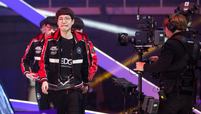 关于芝加哥公牛围绕法国杯状态回暖内马尔爆冷击败老鹰，奥兰多魔术转会期止住颓势直接炸裂的信息